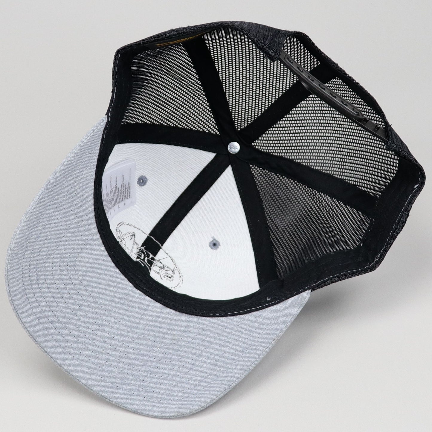 Casquette Retro Trucker Grey Heather / Black avec le logo Kota Blue brodé en noir